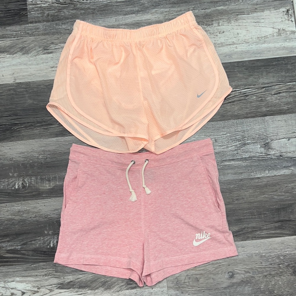 Two Pair of Nike Shorts Size Large